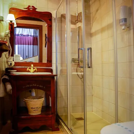 Hotel Pradas Ordesa 3*